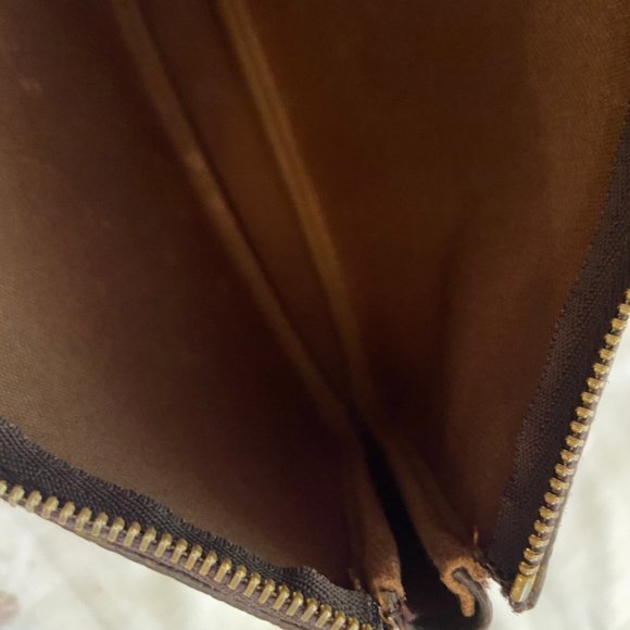 COPY - Louis Vuitton Vintage Mini Pochette - Picture 9 of 16